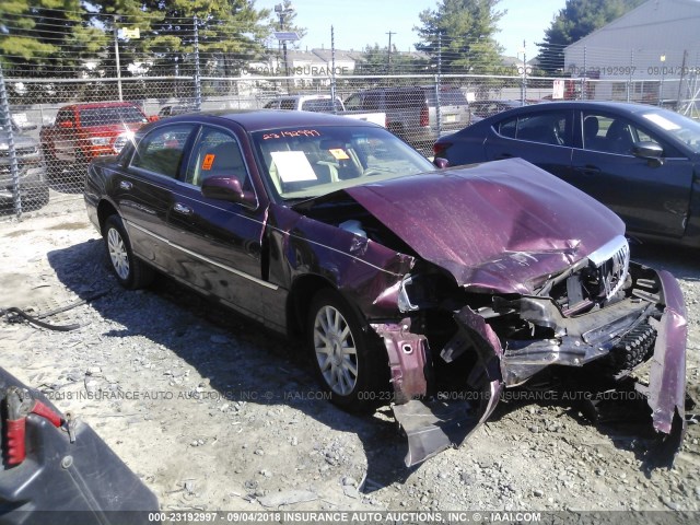 1LNHM81V87Y607822 - 2007 LINCOLN TOWN CAR SIGNATURE MAROON photo 1