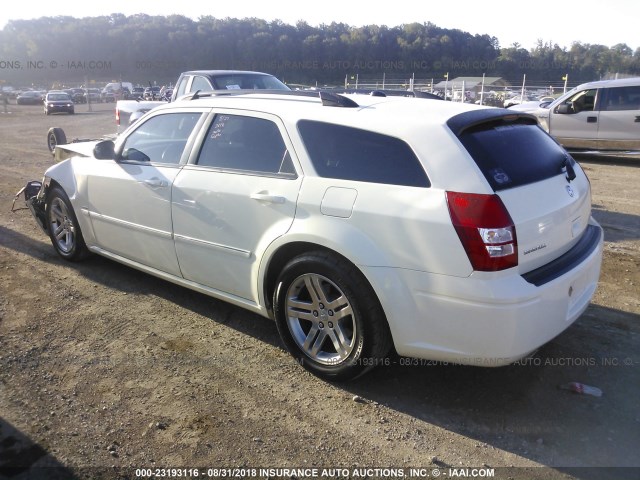 2D4GV58255H160528 - 2005 DODGE MAGNUM R/T WHITE photo 3