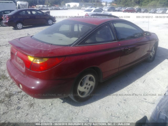 1G8ZR12722Z184492 - 2002 SATURN SC2 RED photo 4