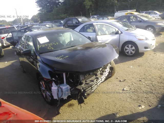 4T1BF1FK7HU359075 - 2017 TOYOTA CAMRY LE/XLE/SE/XSE 黑色 照片 1