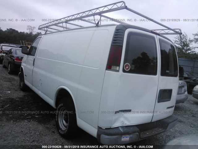 1GCFG15M311124024 - 2001 CHEVROLET EXPRESS G1500  WHITE photo 3