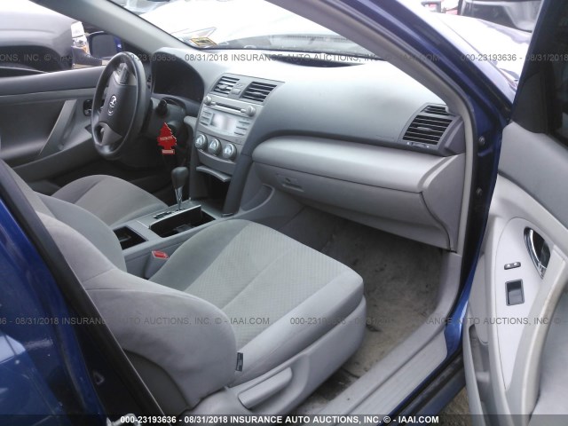4T1BE46K47U082985 - 2007 TOYOTA CAMRY NEW GENERAT CE/LE/XLE/SE BLUE photo 5