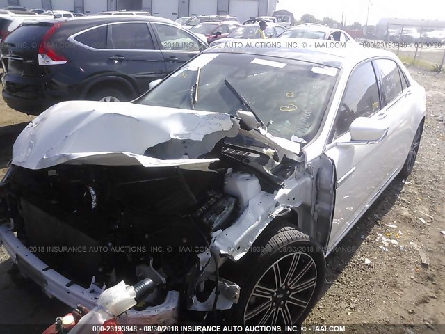 1LN6L9RP3H5627453 - 2017 LINCOLN CONTINENTAL RESERVE Weiß Foto 2