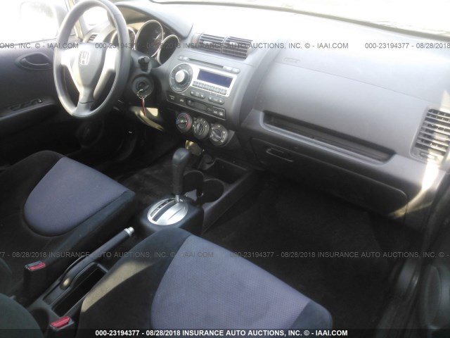 JHMGD38478S044796 - 2008 HONDA FIT ნაცრისფერი ფოტო 5