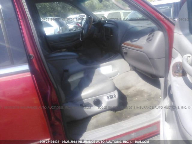 5LMPU28L5XLJ07883 - 1999 LINCOLN NAVIGATOR ბურგუნდია ფოტო 5