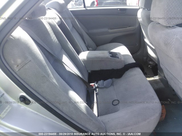 4T1BE32K93U695193 - 2003 TOYOTA CAMRY LE/XLE/SE SILVER photo 8