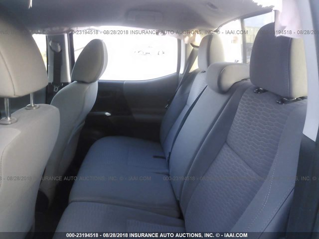 5TFAZ5CNXHX027868 - 2017 TOYOTA TACOMA DBL CAB/SR5/TRD SPORT/OR 灰色 照片 8