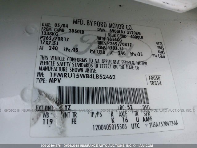 1FMRU15W84LB52462 - 2004 FORD EXPEDITION XLT WHITE photo 9