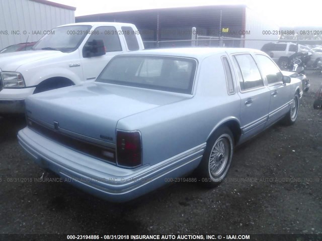 1LNCM81W8MY786412 - 1991 LINCOLN TOWN CAR EXECUTIVE BLUE photo 4