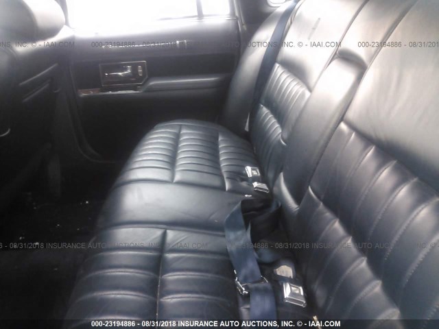 1LNCM81W8MY786412 - 1991 LINCOLN TOWN CAR EXECUTIVE BLUE photo 8