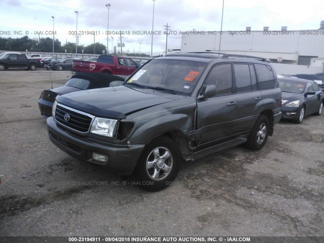 JTEHT05J622029355 - 2002 TOYOTA LAND CRUISER  GRAY photo 2