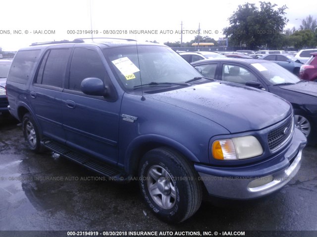 1FMRU17L6WLC39945 - 1998 FORD EXPEDITION BLUE photo 1