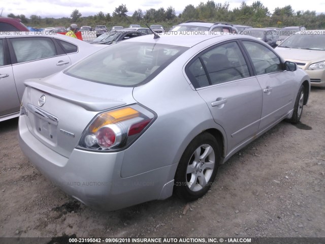 1N4CL21E57C182285 - 2007 NISSAN ALTIMA HYBRID SILVER photo 4