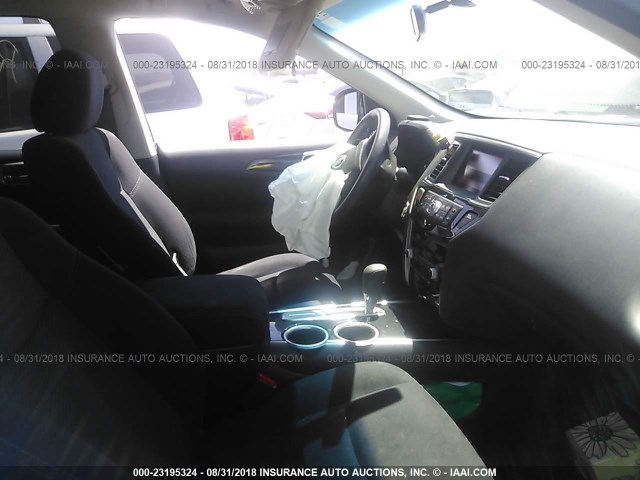 5N1AR2MN0EC704664 - 2014 NISSAN PATHFINDER S/SV/SL/PLATINUM WHITE photo 5