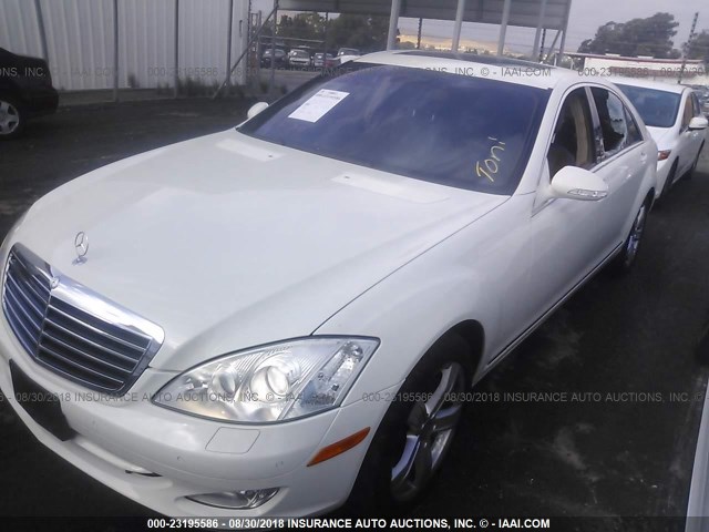 WDDNG86X29A242256 - 2009 MERCEDES-BENZ S 550 4MATIC WHITE photo 6