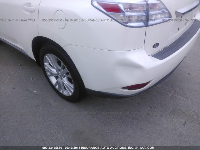 JTJBC1BA7B2037451 - 2011 LEXUS RX 450 WHITE photo 6