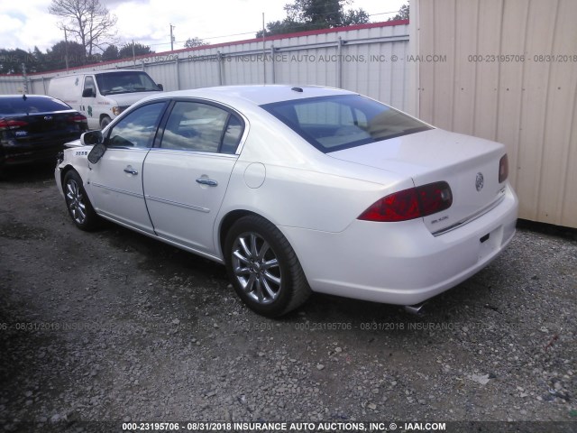 1G4HE57Y76U138449 - 2006 BUICK LUCERNE CXS WHITE photo 3