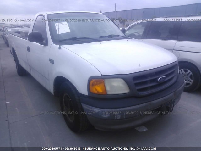 2FTRF17284CA04167 - 2004 FORD F-150 HERITAGE CLASSIC WHITE photo 1