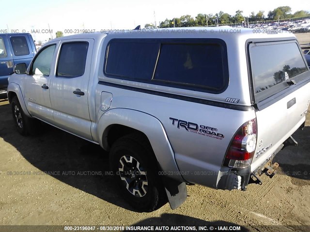 5TFJU4GN1CX013451 - 2012 TOYOTA TACOMA DOUBLE CAB PRERUNNER GRAY photo 3