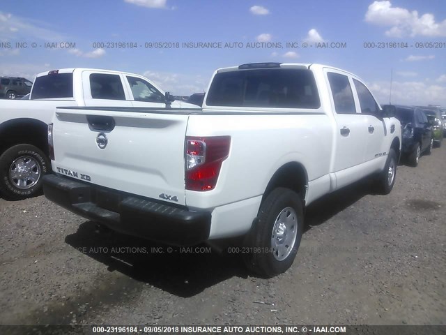 1N6BA1F32HN539230 - 2017 NISSAN TITAN XD S/SV WHITE photo 4