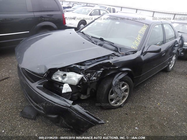 4T1BG22KXYU970405 - 2000 TOYOTA CAMRY CE/LE/XLE 灰色 照片 2