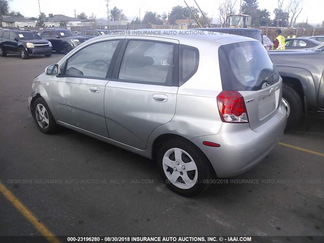 KL1TD62605B385567 - 2005 CHEVROLET AVEO LS SILVER photo 3