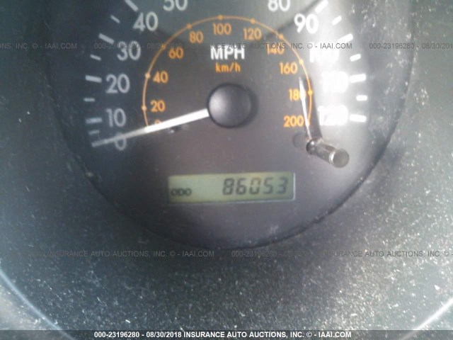 KL1TD62605B385567 - 2005 CHEVROLET AVEO LS SILVER photo 7