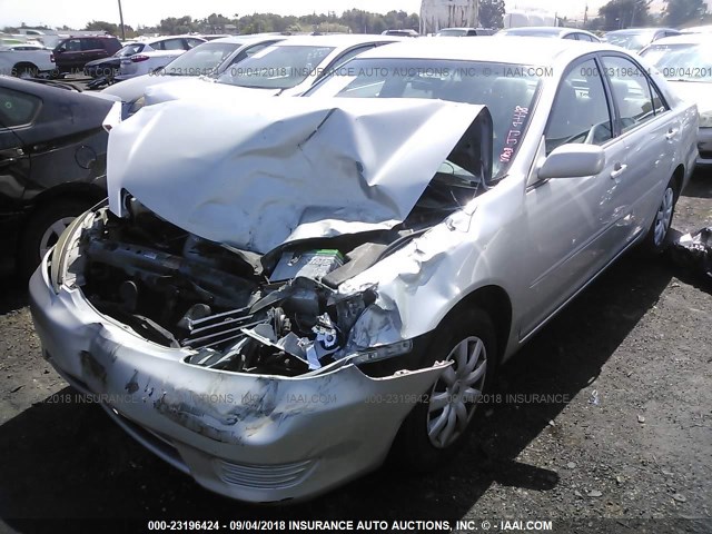 4T1BE32K86U641534 - 2006 TOYOTA CAMRY LE/XLE/SE Күміс фото 2