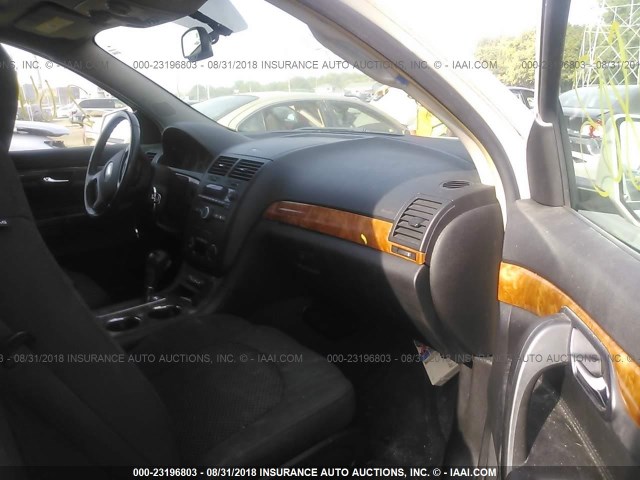 5GZER23758J161514 - 2008 SATURN OUTLOOK XR თეთრი ფოტო 5