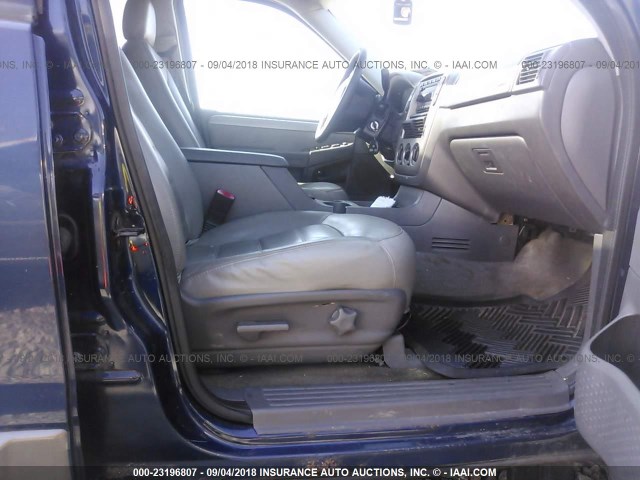 1FMZU73K04ZA19436 - 2004 FORD EXPLORER XLT/XLT SPORT/NBX 蓝色 照片 5