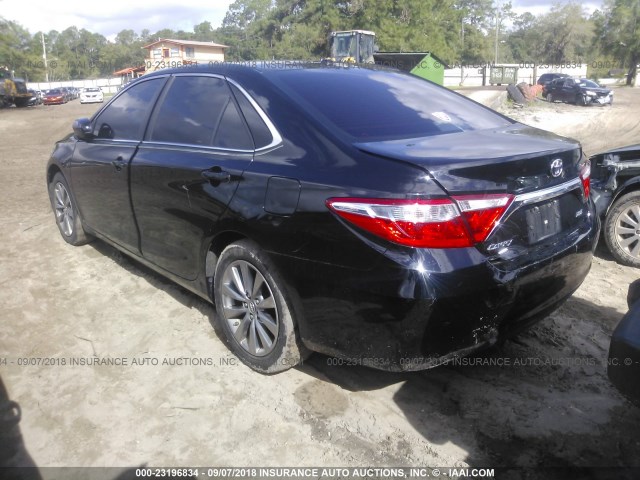 4T4BF1FK7GR551584 - 2016 TOYOTA CAMRY LE/XLE/SE/XSE BLACK photo 3