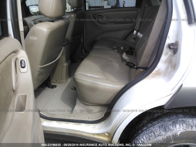 4F2CZ06194KM16870 - 2004 MAZDA TRIBUTE ES 白色 照片 8