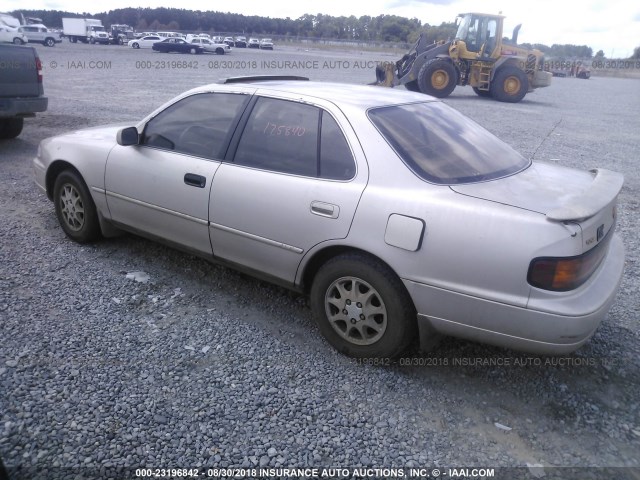 4T1SK13EXPU245144 - 1993 TOYOTA CAMRY XLE GOLD photo 3