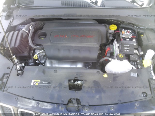 3C4NJCBB8JT233275 - 2018 JEEP COMPASS LATITUDE 银色 照片 10