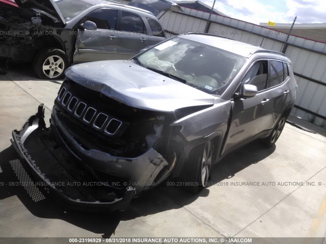 3C4NJCBB8JT233275 - 2018 JEEP COMPASS LATITUDE 银色 照片 2