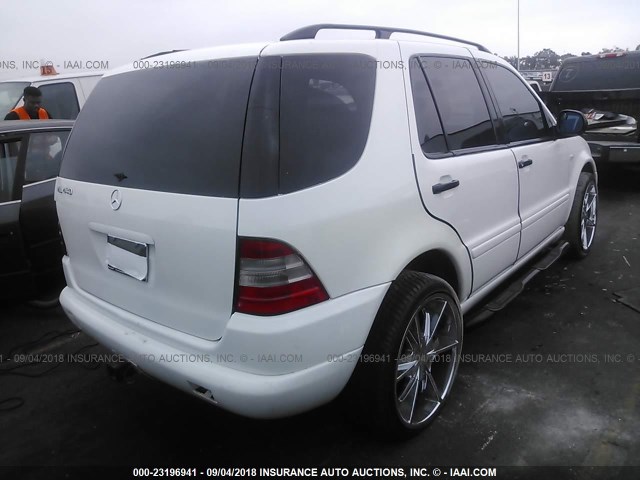 4JGAB72E4XA097560 - 1999 MERCEDES-BENZ ML 430 白色 照片 4