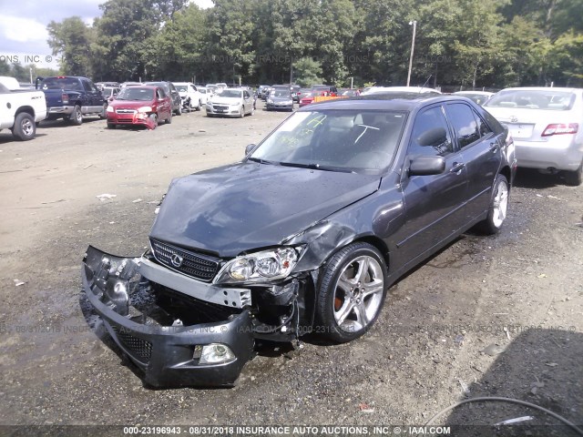 JTHBD192X20055130 - 2002 LEXUS IS 300 GRAY photo 2