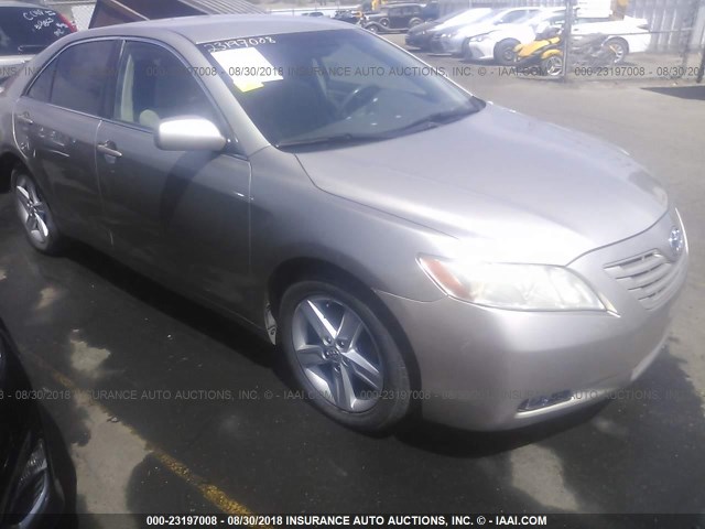 4T1BK46KX7U526069 - 2007 TOYOTA CAMRY NEW GENERAT LE/XLE/SE GOLD photo 1