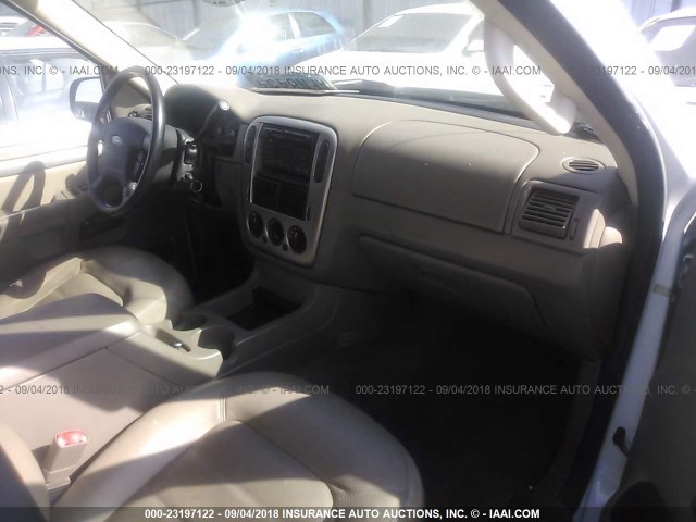 1FMZU73K43ZB29226 - 2003 FORD EXPLORER XLT/XLT SPORT/NBX 白色 照片 5