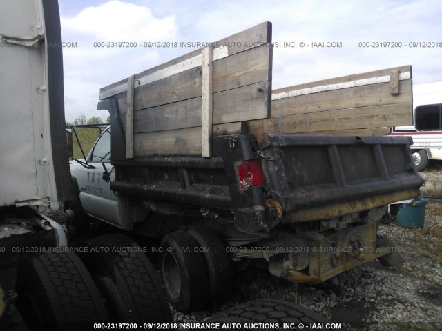 1GBJC34U83E351311 - 2003 CHEVROLET C3500 C3500 WHITE photo 3