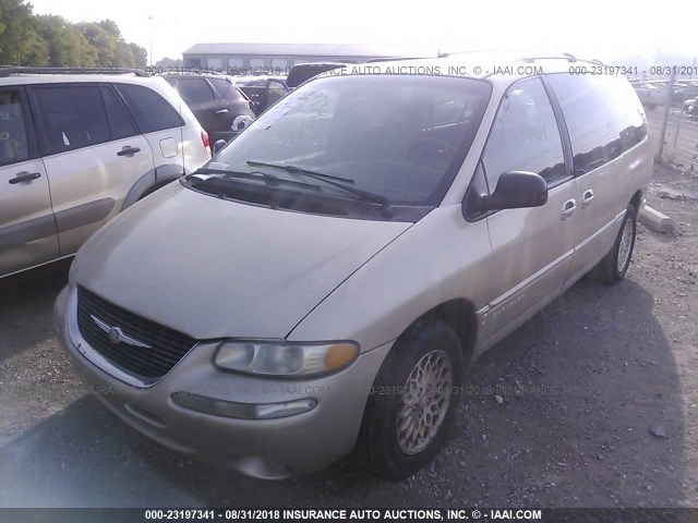 1C4GP64L5WB670626 - 1998 CHRYSLER TOWN & COUNTRY LXI GOLD photo 2