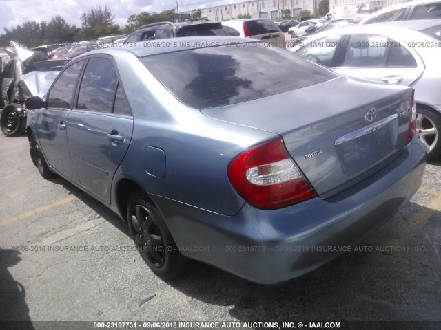 4T1BE32KX4U874764 - 2004 TOYOTA CAMRY LE/XLE/SE 蓝色 照片 3
