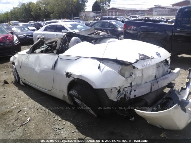 JN1AZ36A05M751761 - 2005 NISSAN 350Z ROADSTER WHITE photo 3