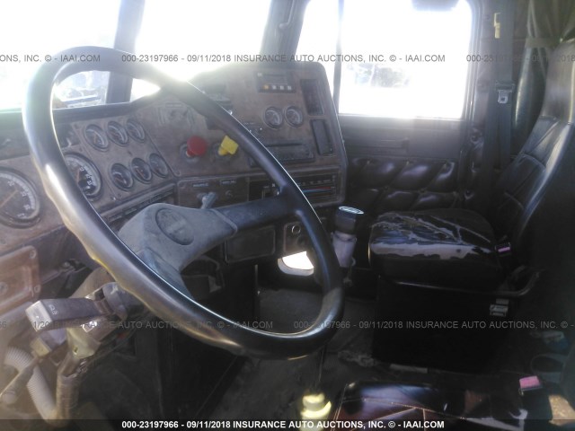 1FUY3EDB3RP636914 - 1994 FREIGHTLINER CONVENTIONAL FLD112 BLACK photo 5