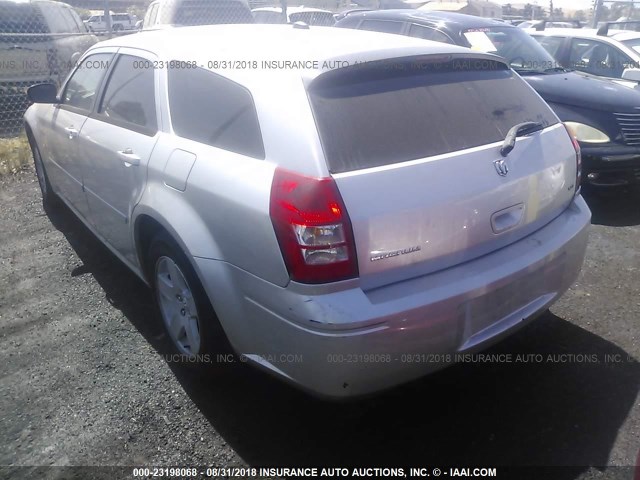 2D4FV48V75H642806 - 2005 DODGE MAGNUM SXT 银色 照片 3