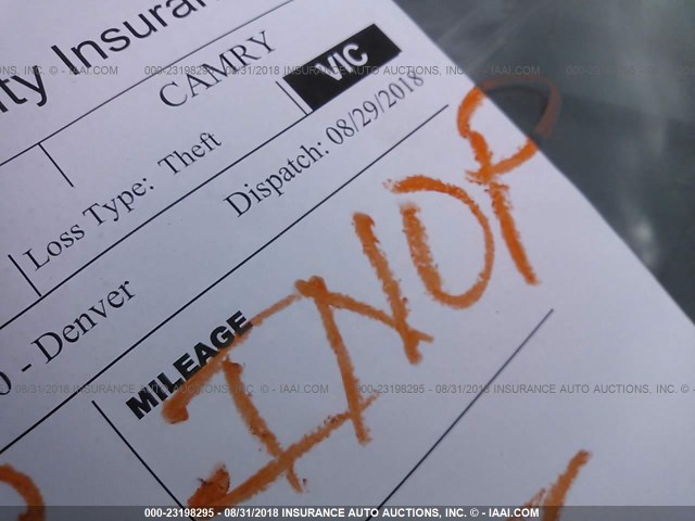 4T1BF1FK4DU661563 - 2013 TOYOTA CAMRY L/SE/LE/XLE Gümüş foto 7