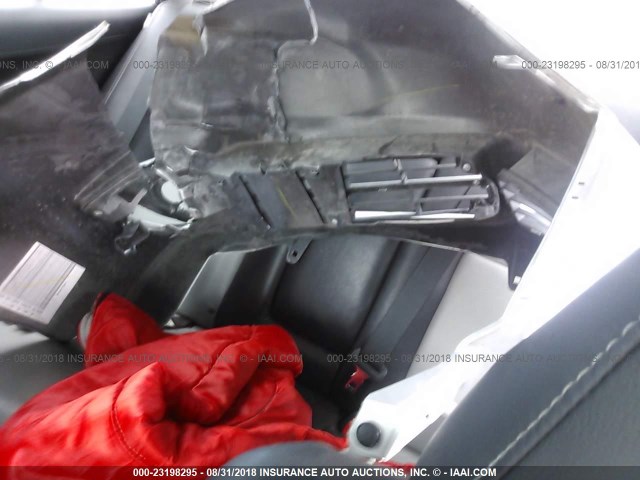 4T1BF1FK4DU661563 - 2013 TOYOTA CAMRY L/SE/LE/XLE Gümüş foto 8