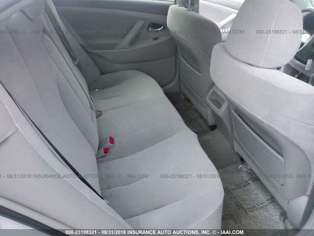 JTNBF3EK7A3004464 - 2010 TOYOTA CAMRY SE/LE/XLE 银色 照片 8