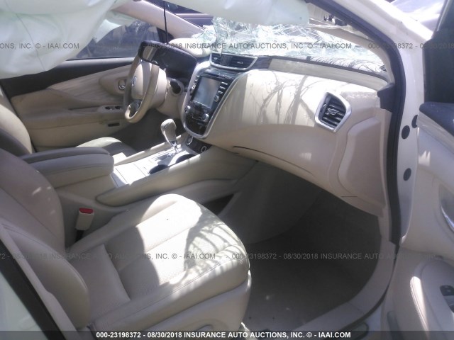 5N1AZ2MG5FN219119 - 2015 NISSAN MURANO S/SL/SV/PLATINUM WHITE photo 5