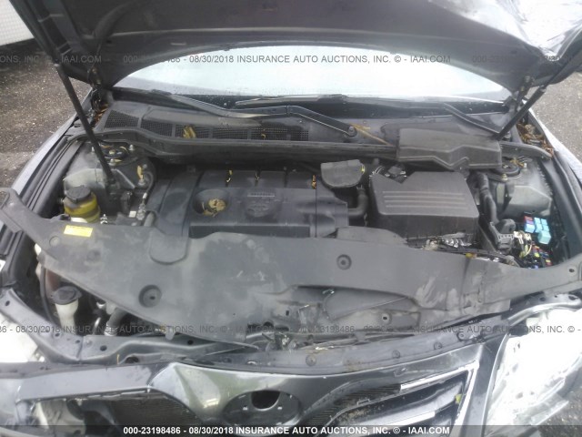 4T1BF3EK6BU230197 - 2011 TOYOTA CAMRY SE/LE/XLE ნაცრისფერი ფოტო 10